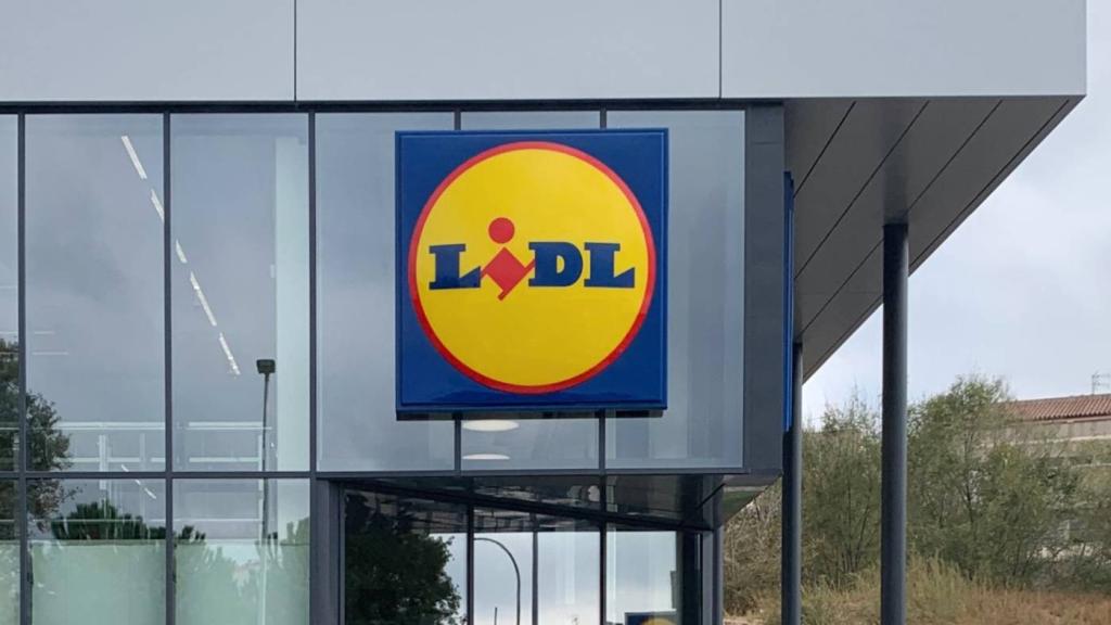 Fachada Lidl.