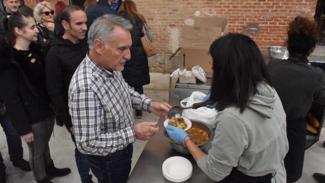 Boecillo clausura las XIV Jornadas Micológicas a ritmo de los 80 y disfruta de un manjar culinario