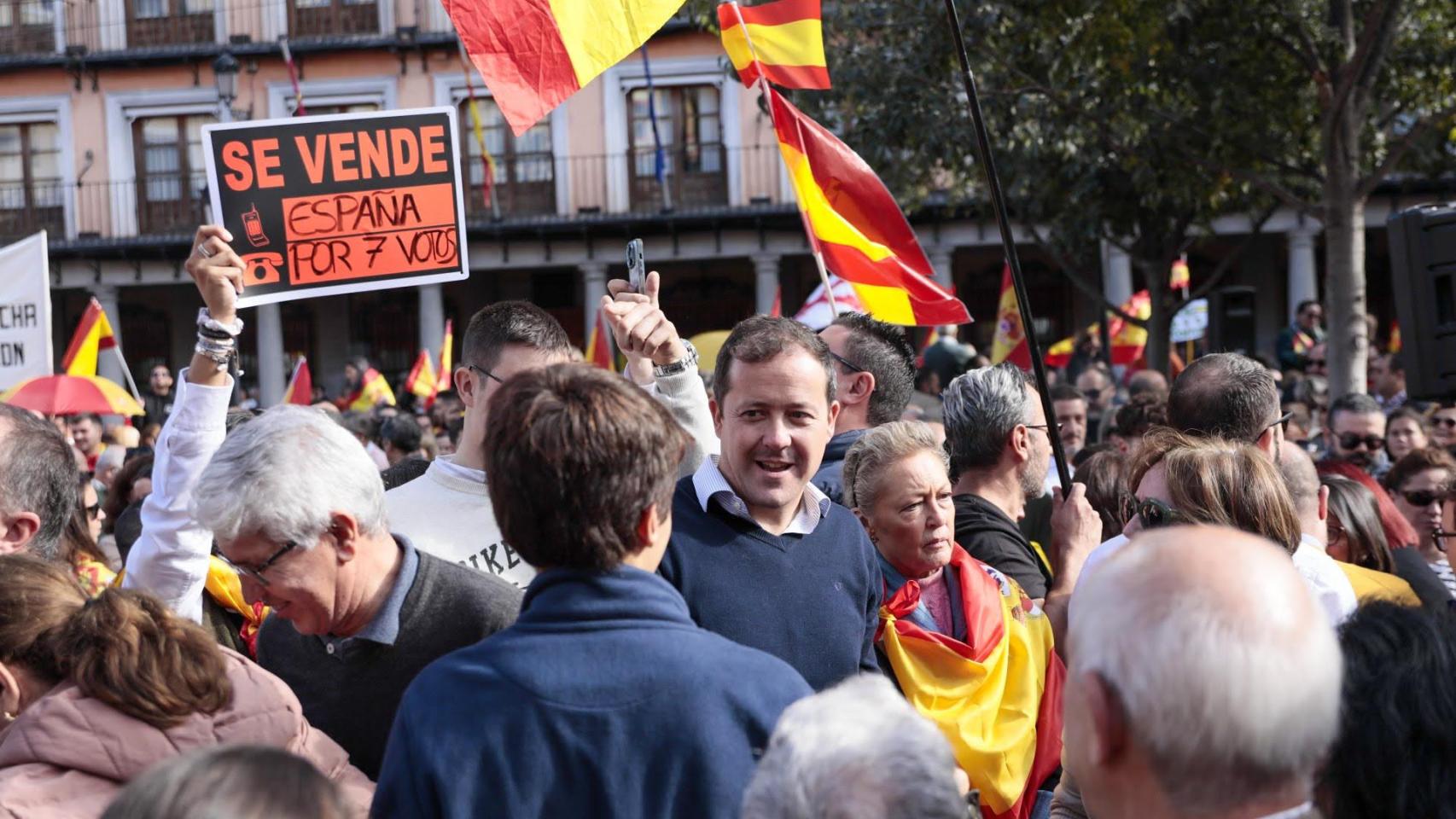 Todas las fotos de la multitudinaria manifestación contra la amnistía en Toledo