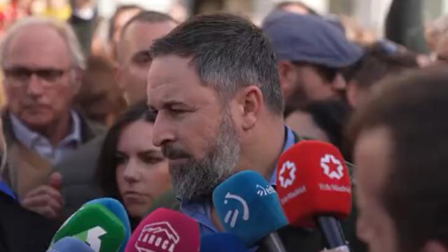 Abascal descarta la mesura y pide toda la contundencia frente al golpe de Estado