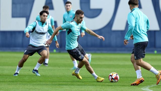 Juan Hernández durante un entrenamiento con el Málaga CF