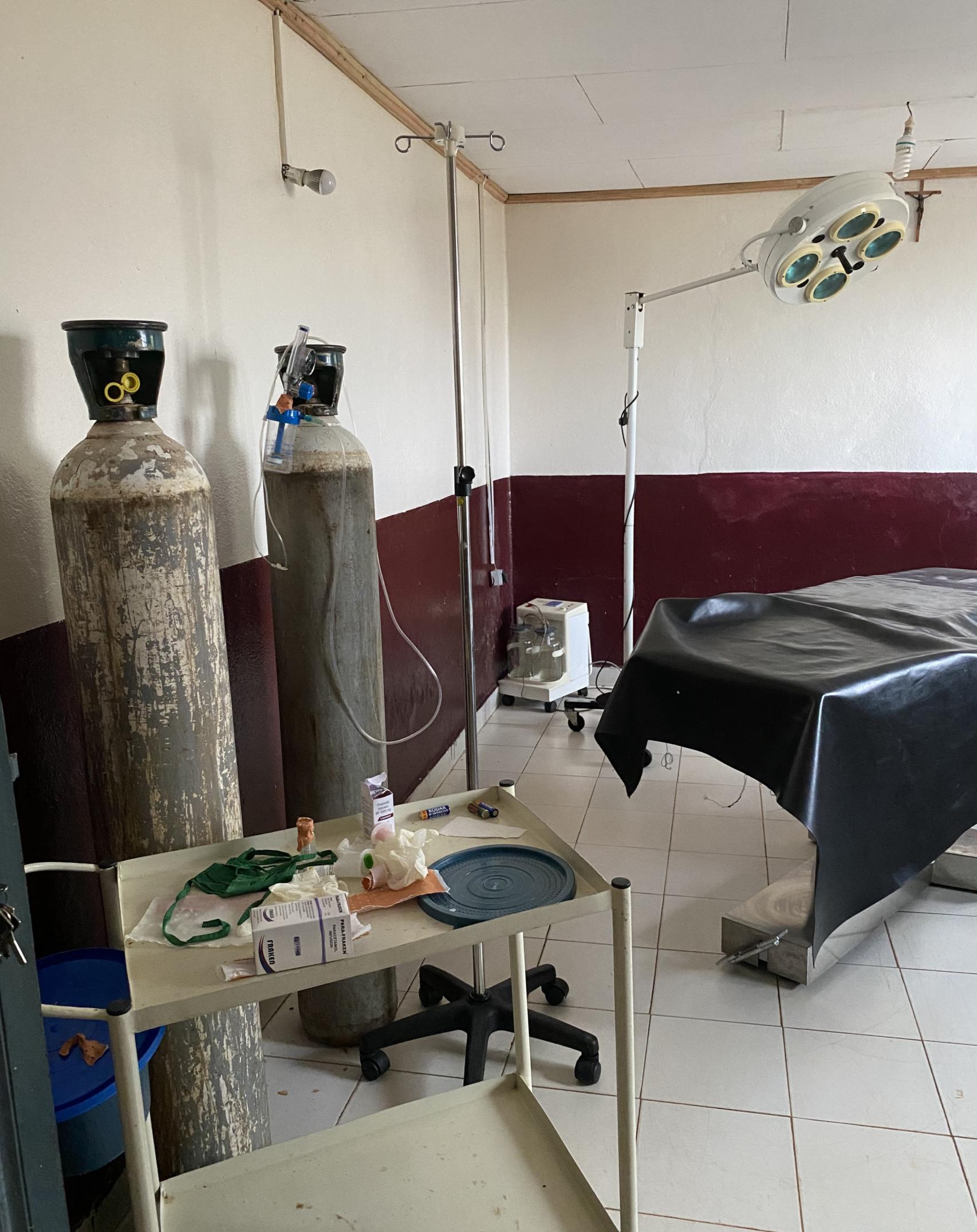 Quirófano de un centro de salud en Camerún.