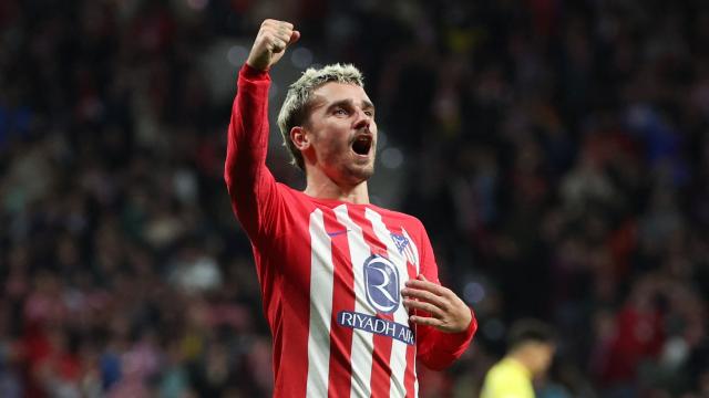 Antoine Griezmann celebra un gol frente al Villarreal con la camiseta del Atlético de Madrid.
