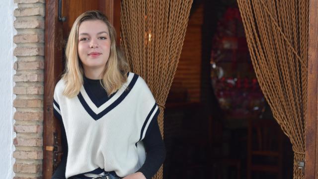 María José, a las puertas de 'El Refugio'.