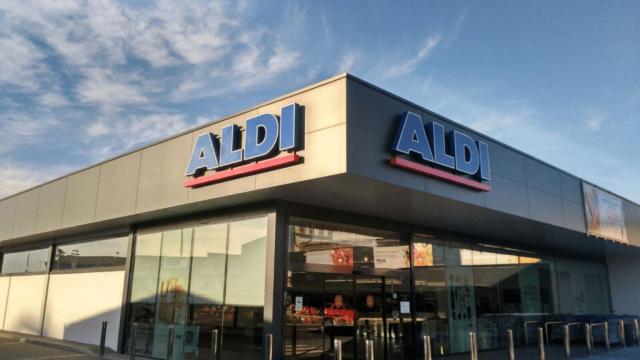 Fachada Aldi.
