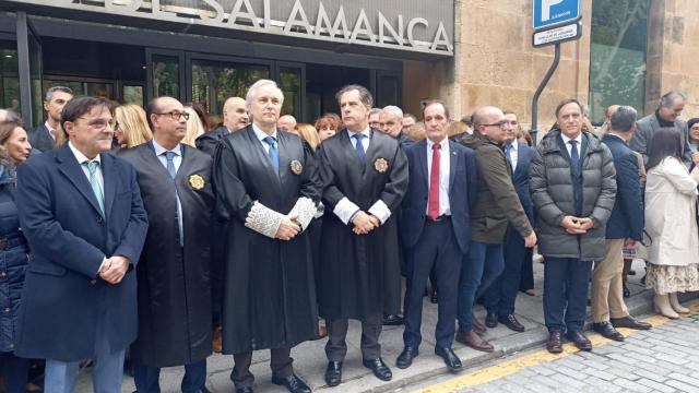 Imagen de la concentración contra la amnistía en Salamanca, este martes.