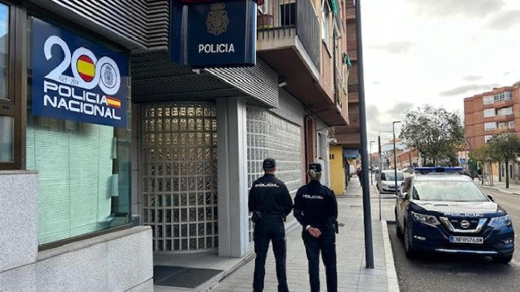 Agentes de la Policía Nacional
