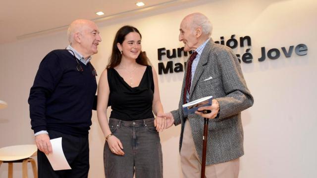 Xosé Ramón Gayoso junto a los protagonistas de la nueva edición.
