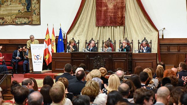 SM la Reina Sofía, en una visita a la Universidad de Salamanca