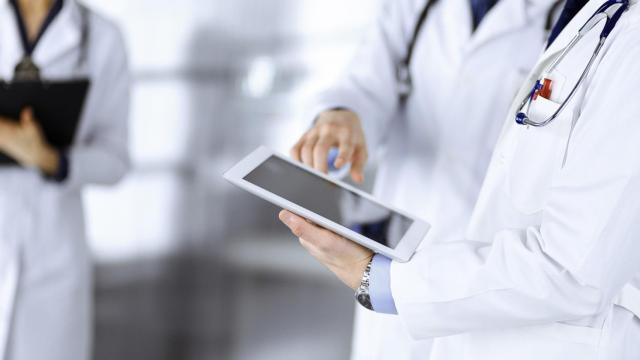 “En España, debemos dar pasos adelante en políticas más restrictivas contra el consumo de tabaco”