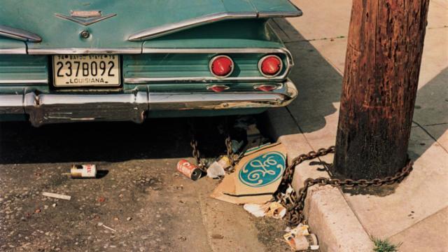 'Sin título', de la serie 'Los  Alamos', h. 1971-1974 © William Eggleston. Cortesía Eggleston  Artistic Trust y David Zwirner