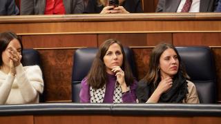 Las ministras en funciones Ione Belarras e Irene Montero, este miércoles en el Congreso de los Diputados.