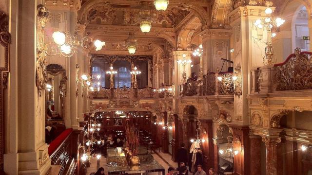 New York Café, Budapest