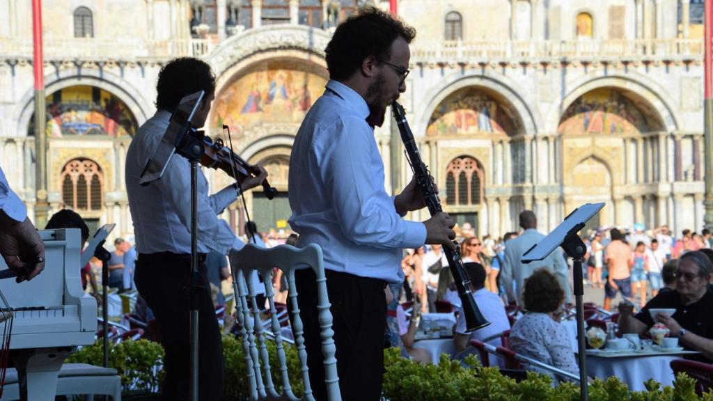 Música en directo en el Café Florian, Venecia