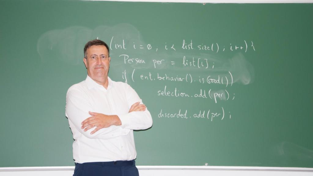 Ernesto Pimentel.