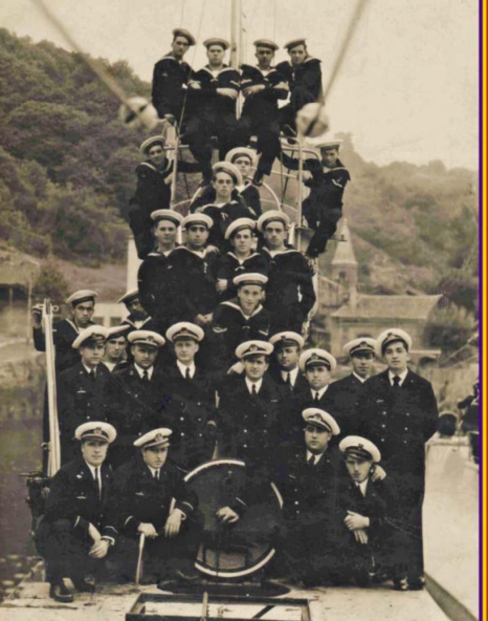 Personal del submarino.