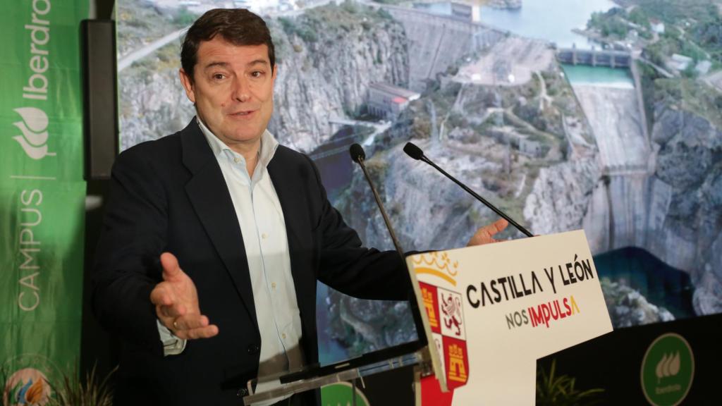 El presidente de la Junta, Alfonso Fernández Mañueco, visita el Campus de Formación de Iberdrola en el municipio zamorano de Ricobayo.