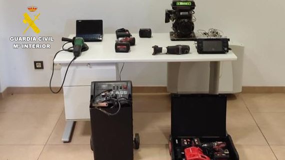 Material recuperado por la Guardia Civil