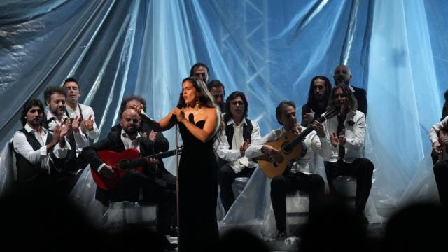 Rosalía en los Grammy Latino 2023.