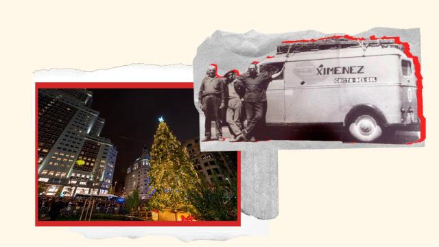 Un árbol navideño iluminado en Plaza de España junto a una vieja fotografía de Ximénez.