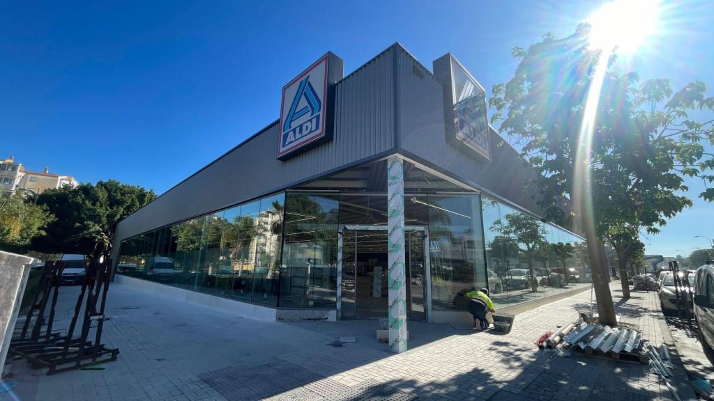 Estado de construcción del nuevo Aldi en Carretera de Cádiz.