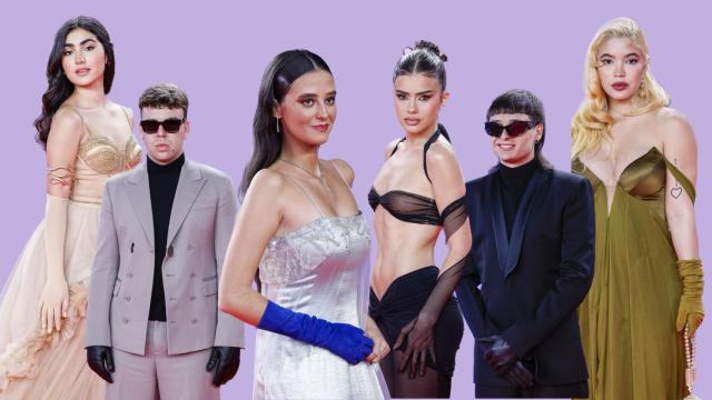 Imagen de algunos de los asistentes de los Latin Grammy que acudieron con guantes.