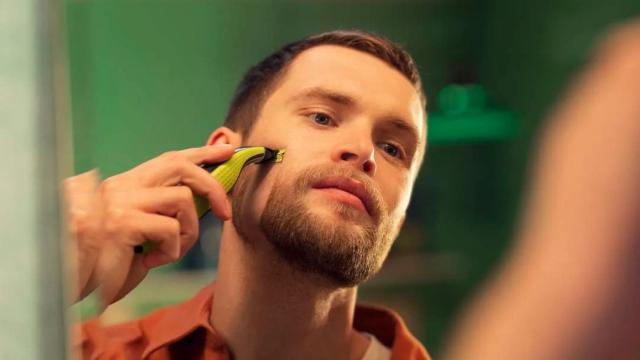 La maquinilla de afeitar eléctrica Philips más vendida de Amazon ¡tiene más de un 50% de descuento en el Black Friday 2023!