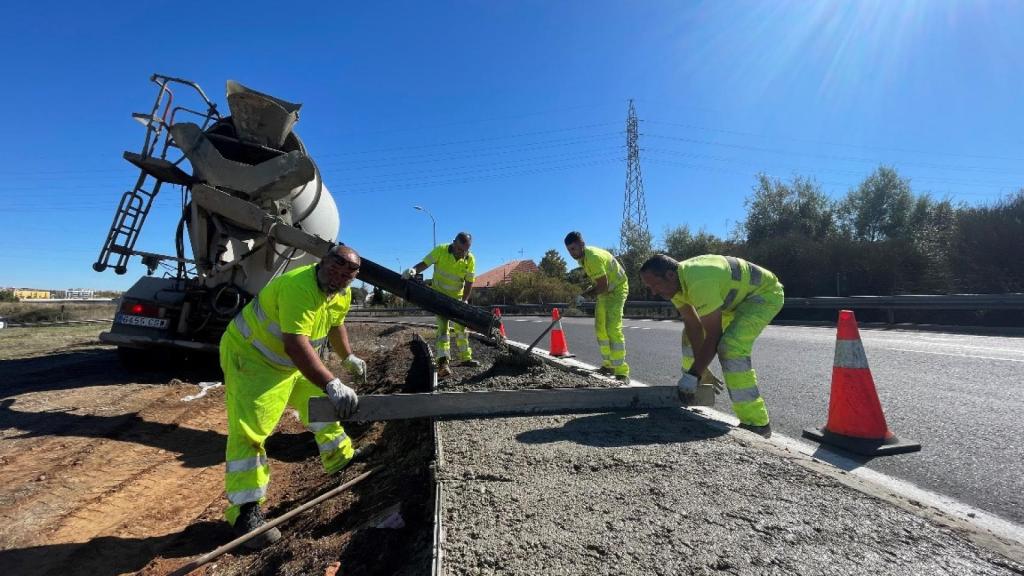 Trabajadores en las carreteras del Estado en la provincia de Salamanca