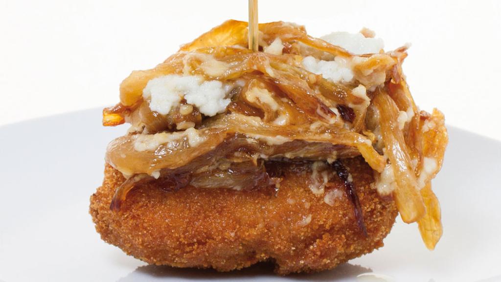 Las croquetas XXL más grandes de Madrid se encuentran en este restaurante de La Latina.