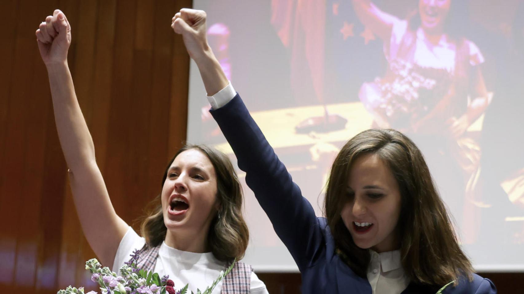 Irene Montero y Ione Belarra, esta semana, cuando se despidieron de sus ministerios.
