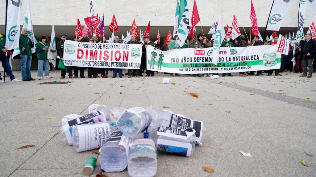 Concentración de protesta del del colectivo de agentes medioambientales