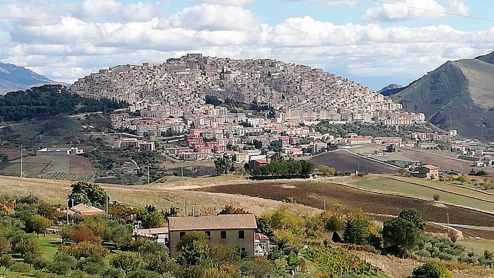 Panorámica actual de la ciudad de Gangi en Sicilia