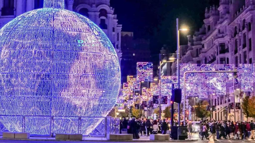 Decoración de las luces de Navidad de Gran Vía el año pasado.