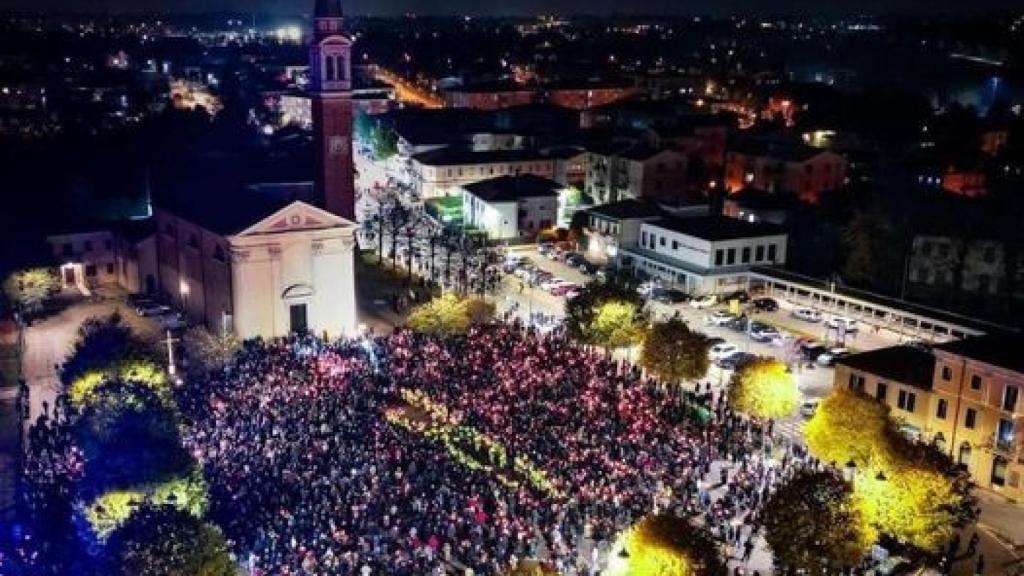 Manifestación en Italia para mostrar el rechazo al crimen de Giulia.