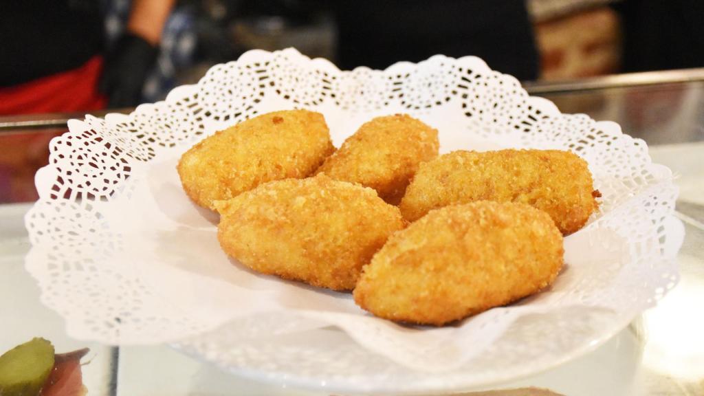 Las deliciosas croquetas de El Corcho