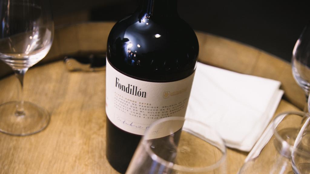 Ruta del Vino de Alicante. Bodegas Monóvar. Botella de fondillón