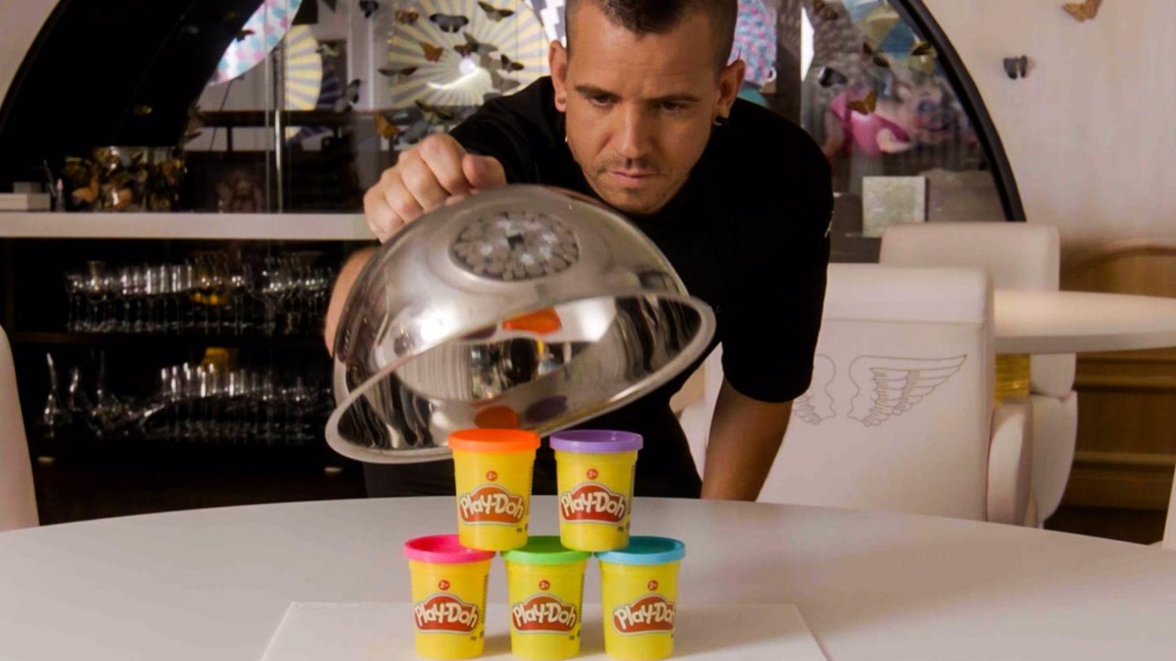 Dabiz Muñoz revoluciona el universo de juegos infantiles con su cocina Play Doh