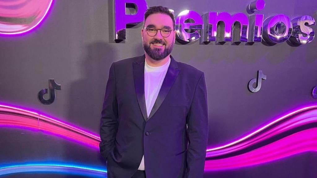 Benja Serra en los Premios TikTok 2023.