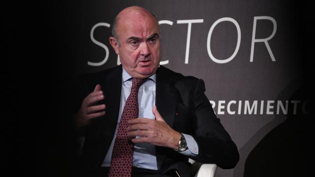 El vicepresidente del BCE, Luis de Guindos, participa en el XXX Encuentro del Sector Financiero.