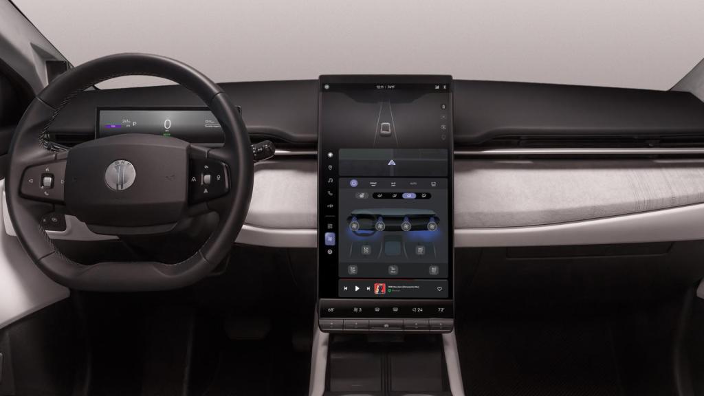 Interior del Fisker Ocean.