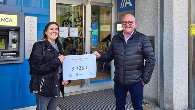 Recaudan en Miño (A Coruña) más de 3.000 euros para la casa de Sombreu afectada por un incendio