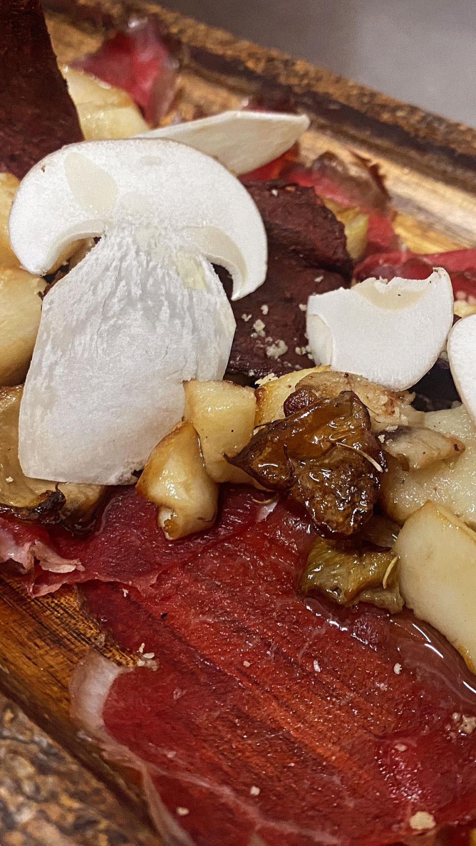 Uno de los platos con setas del Restaurante Pirita