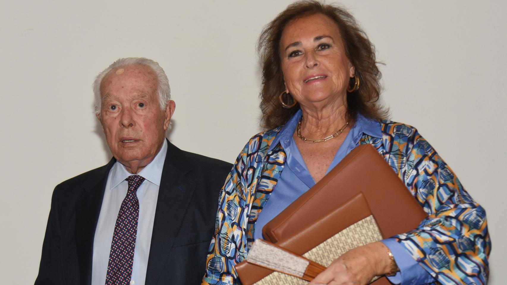 Curro Romero y Carmen Tello en una imagen de archivo.