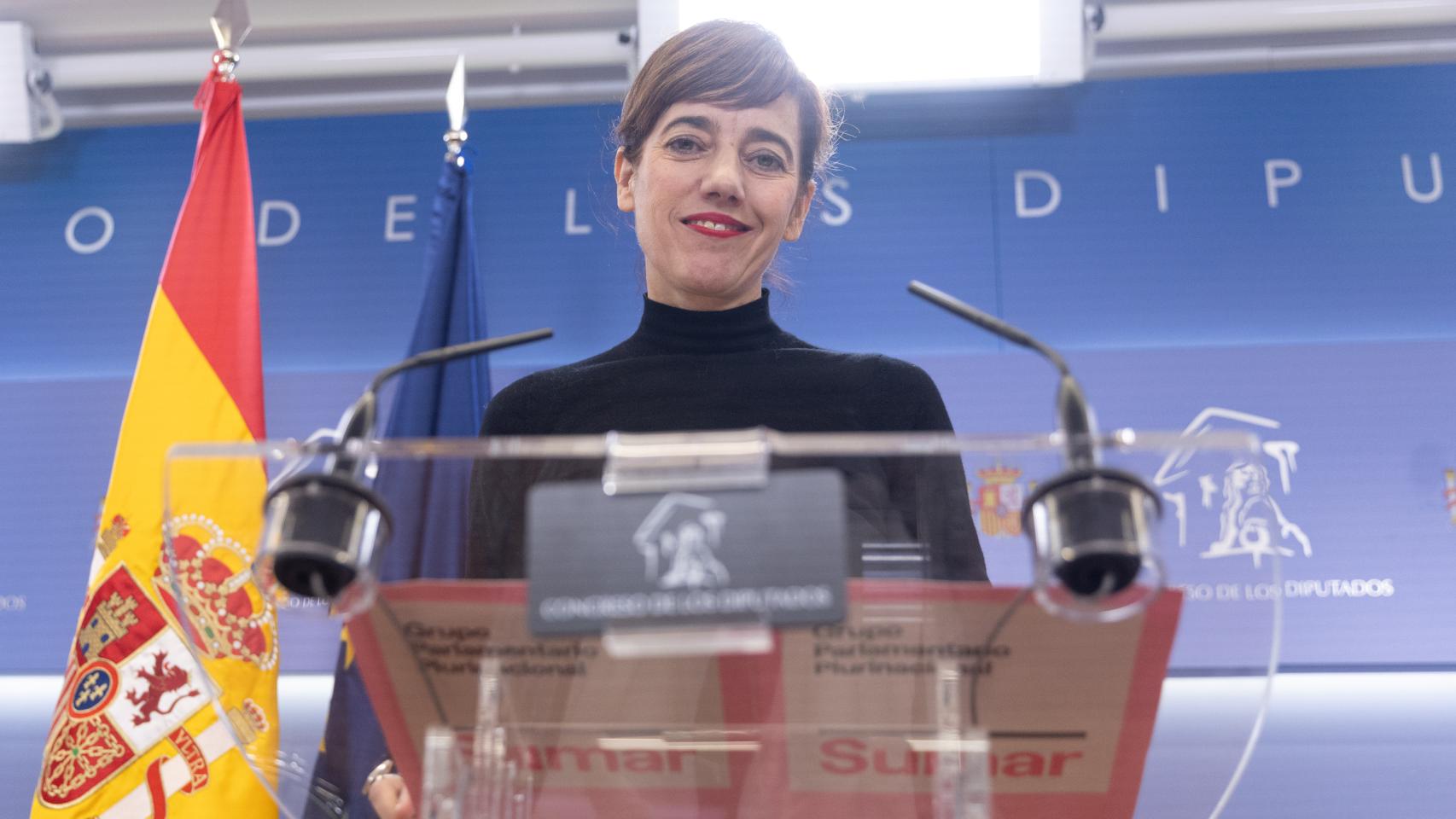 La portavoz de Sumar en el Congreso, Marta Lois, este jueves en rueda de prensa.