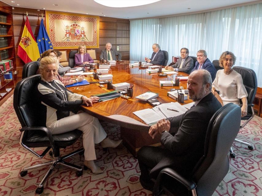 El Pleno del TC, con Juan Carlos Campo en primer plano, en una imagen de archivo.