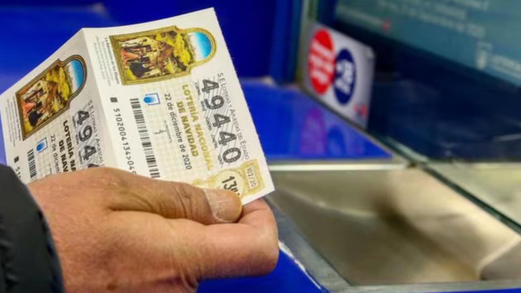 ¿Cómo se cobra una participación de la Lotería de Navidad? Esta es su diferencia con un décimo