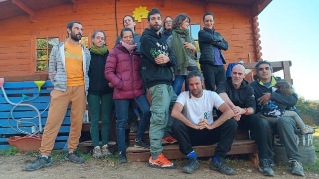 El ‘no pasarán’ de los padres de un colegio ilegal de Huesca: se atrincheran para que no les eche el PP