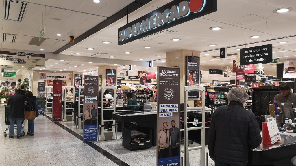 El Corte Inglés durante la gran recogida de alimentos