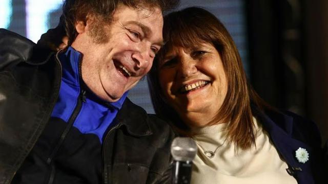 Javier Milei y Patricia Bullrich durante un acto de campaña.