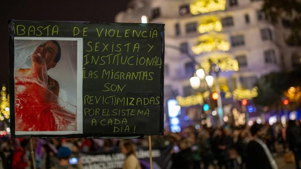 Un momento de la marcha, ante La Pedrera.